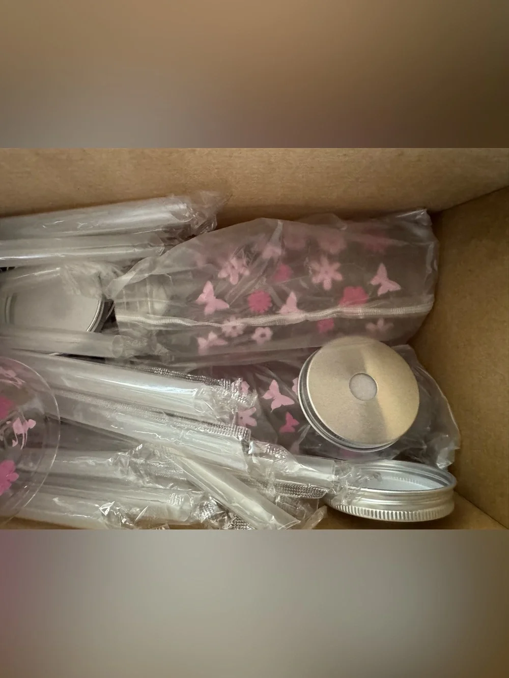 Girls baby shower favors Floral Butterfly plastic cups with lids & straws 23 NWT